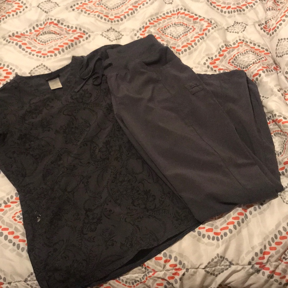 Medium Scrub Set